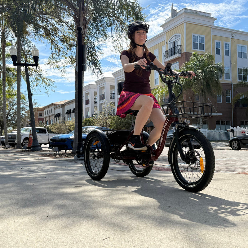 EUNORAU E-BIKE US ONE-TRIKE 2.0 electric bicycle with sturdy frame and handlebars, ready for outdoor riding.