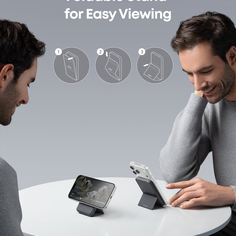 Anker 622 Magnetic Battery MagGo in Dolomite White, portable magnetic charging accessory with sleek design.